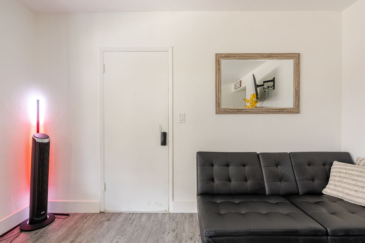 Studio apartment 10 photo 2
