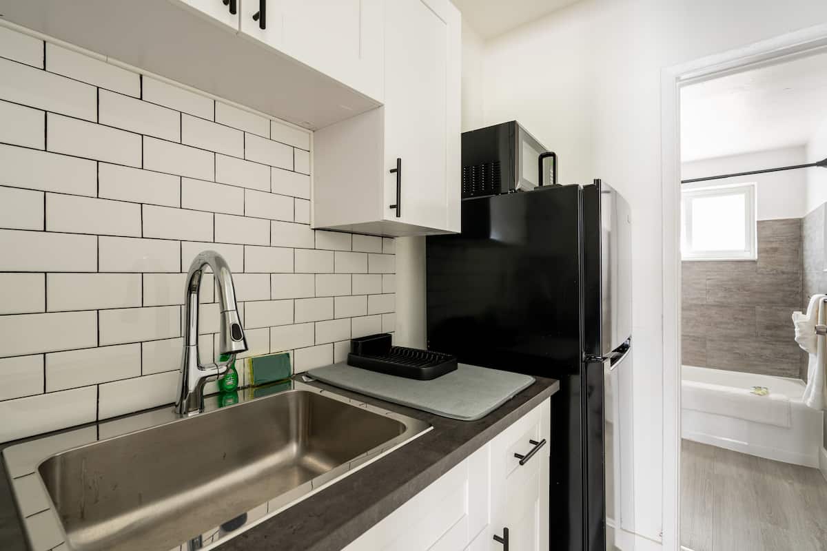 Small apartment room 4 photo 7