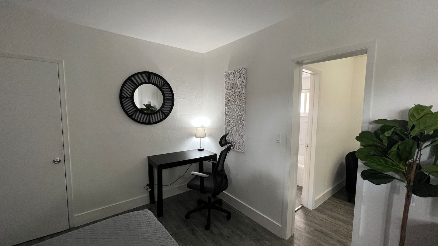 North Beach Studio 7 photo 15